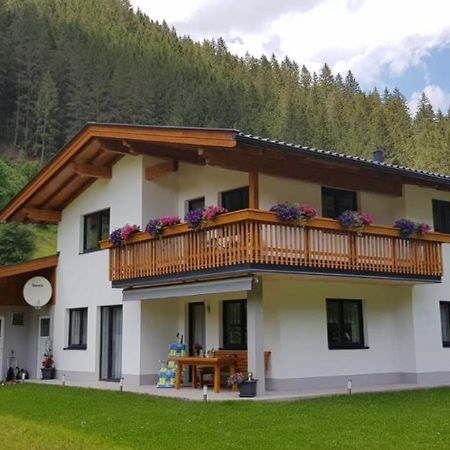 Appartamento Haus Blickfang Neustift im Stubaital Esterno foto